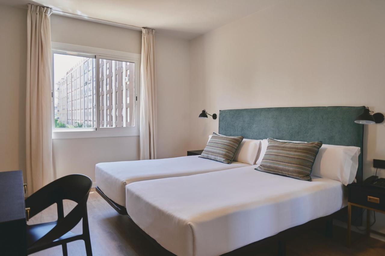 Arenas Atiram Hotel Barcelona Exterior foto