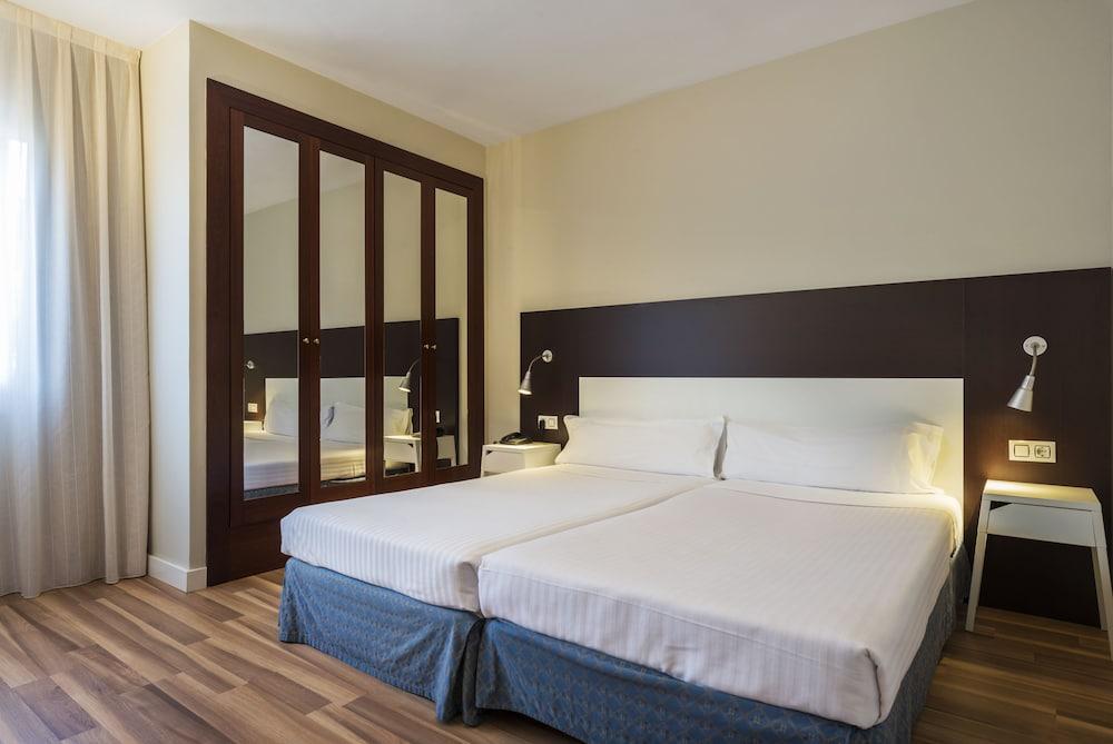 Arenas Atiram Hotel Barcelona Exterior foto